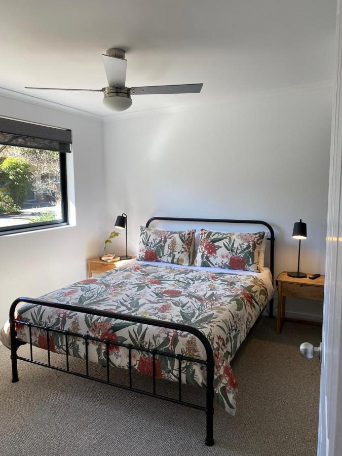 Goldfield Holiday Units Bright Exterior photo